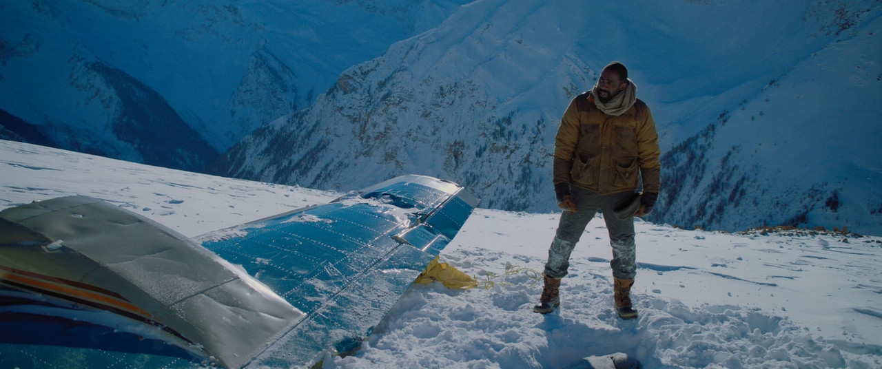 The Mountain Between Us 2017 (1080p x265 10bit Tigole).mkv_snaps