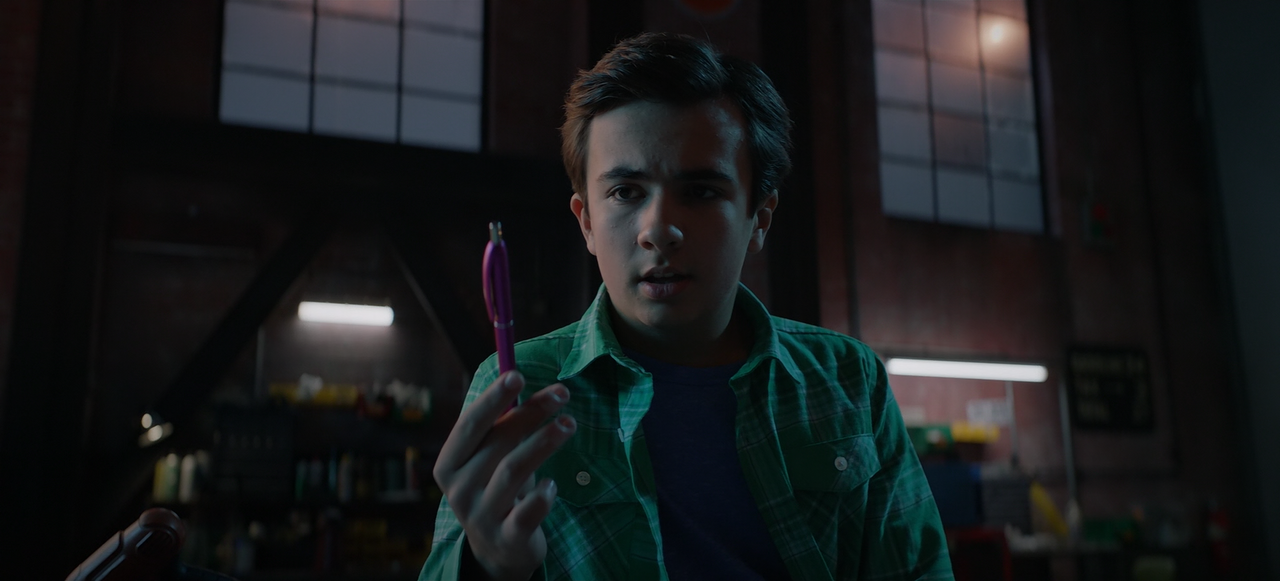 Stargirl.S02E03.Summer.School.Chapter.Three.1080p.10bit.BluRay.AAC5.1.HEVC-Vyndros.mkv_snapshot_28.5