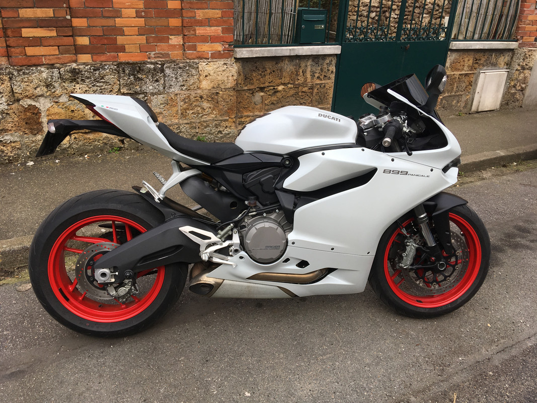 3DABE2A6-9900-4E52-80A9-FD87E39918E0