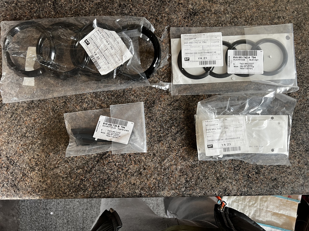 32CAC3B1-B1BC-4E76-9A3B-4CDFA9880768