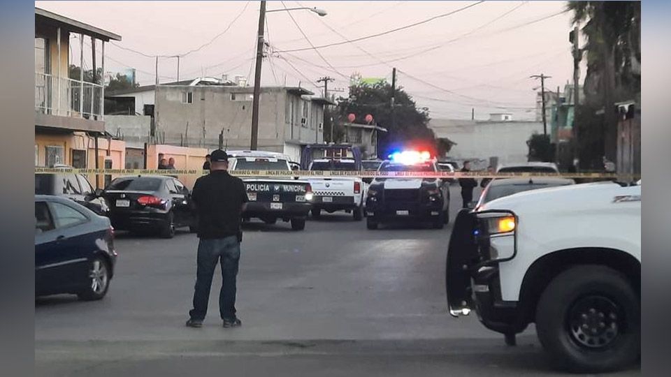 Miedo en Tijuana: En menos de tres horas, localizan un 'encobijado' y restos en una maleta