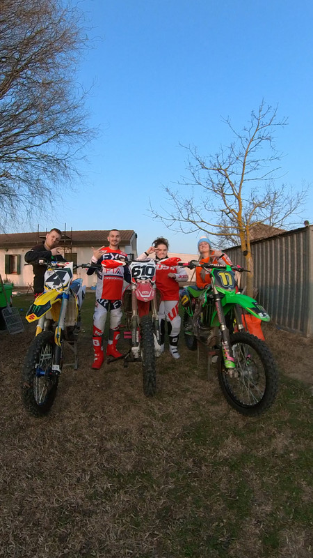 AF233FB2-16EF-4A99-B37E-F74EC3673230