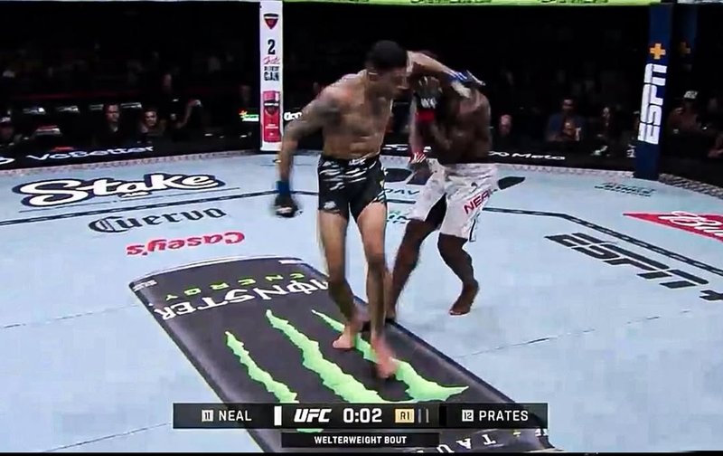 Карлос Пратес пие бира и пафка цигари след нокаута в UFC 319