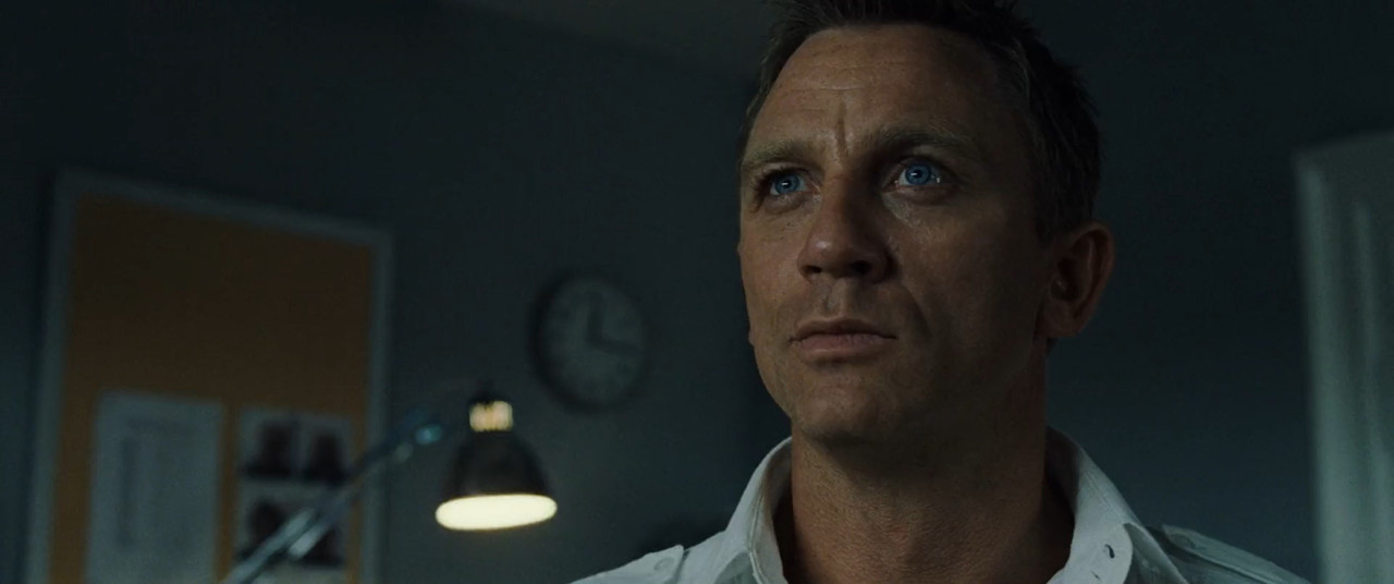 Casino Royale 2006 BluRay [Hindi + Tamil + Telugu + English] 1080p 480p 720p ESub Screenshot