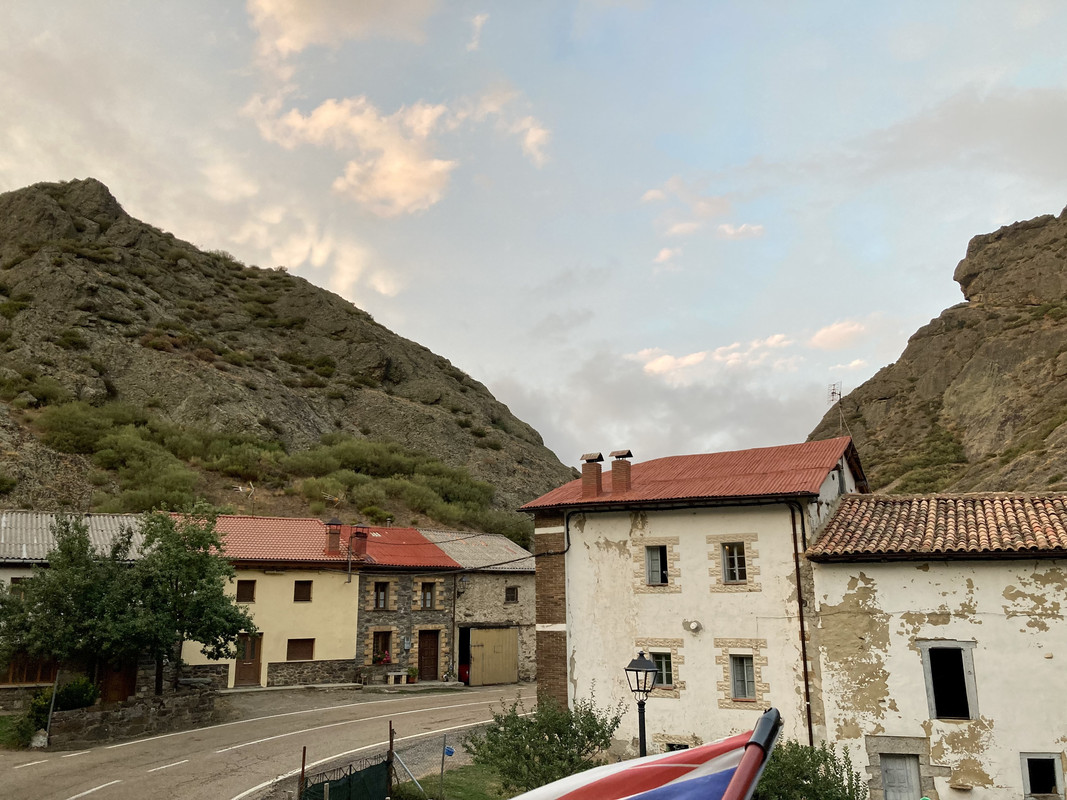 CF1D094B-2783-4AD3-BCA4-A944E80BBF10