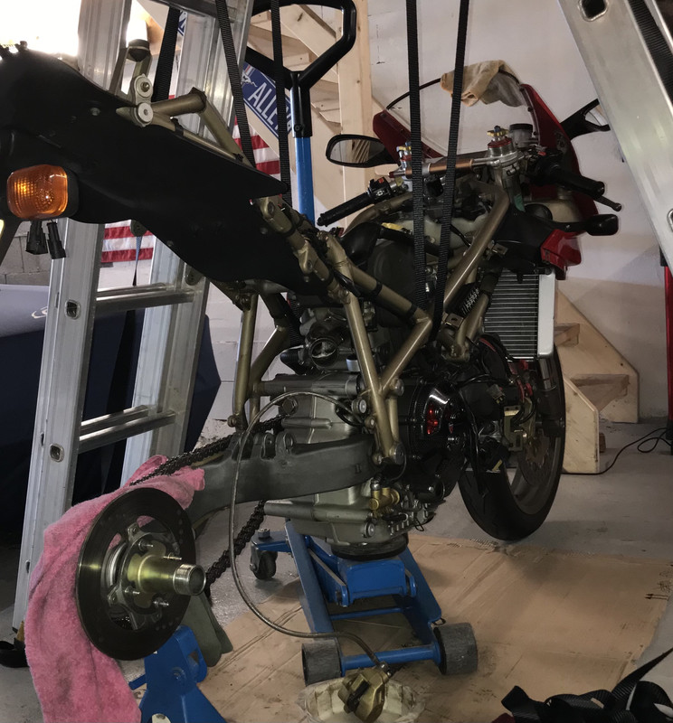 82CC04AF-1EDD-4105-B0B0-B13756E700FA