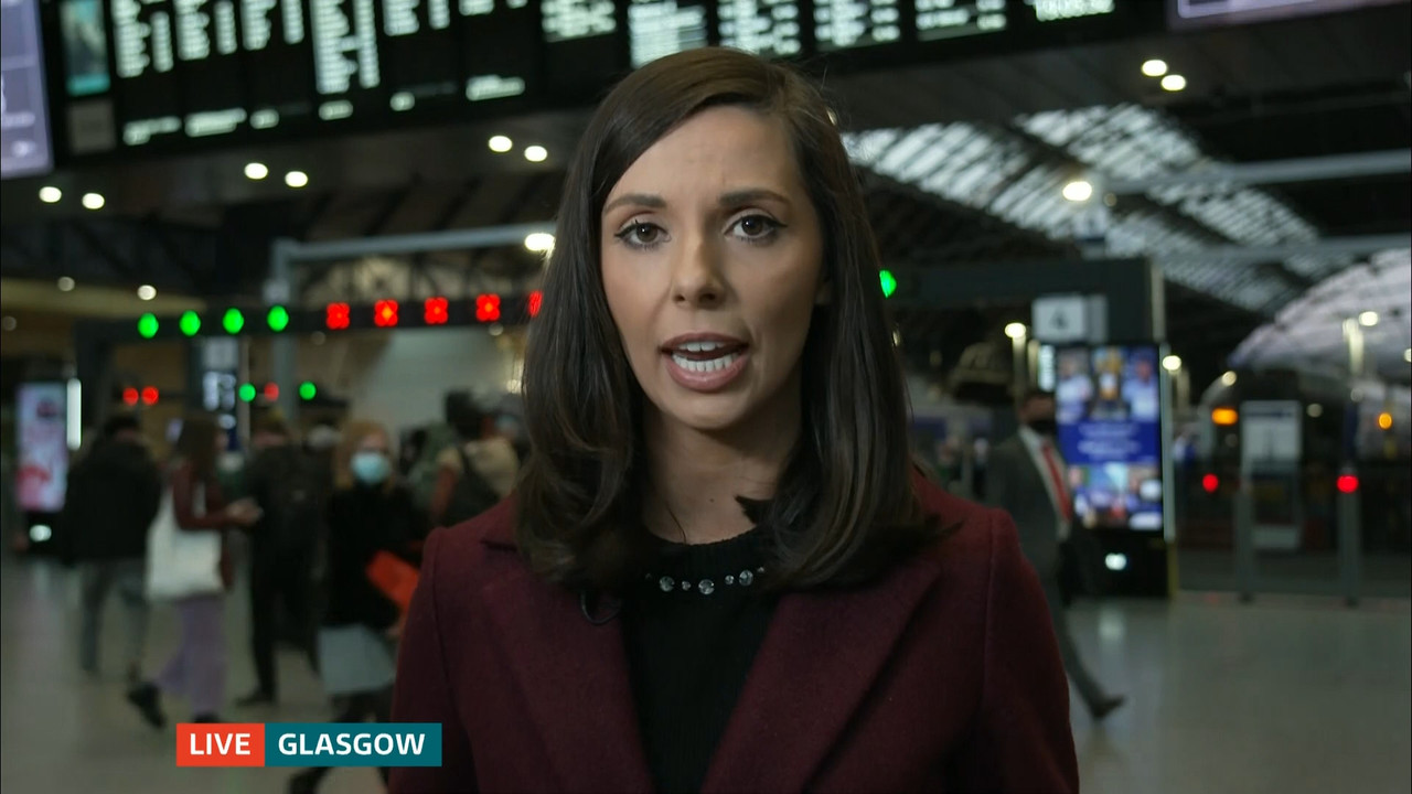 ITV Evening News_20220401_18301930.ts_snapshot_35.34.935