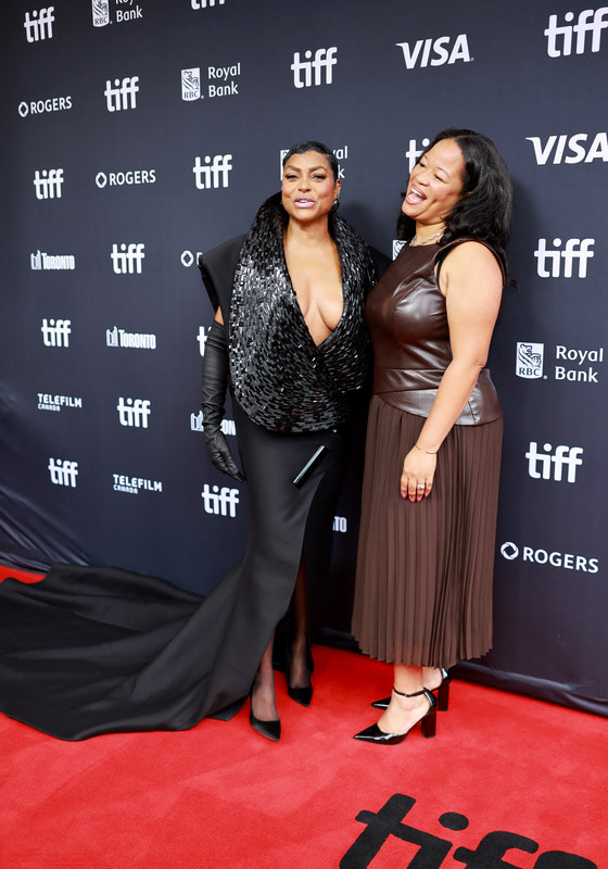 Taraji PHenson Cleavage26TIFF301