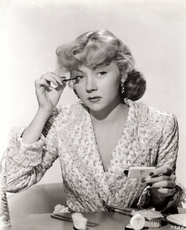 Gloria Grahame_b08