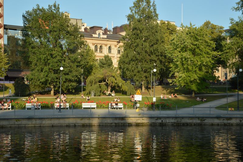 Finlandia con finlandeses y un poco de Estocolmo - Blogs de Finlandia - Día 5: Tampere y la playa de otro planeta (4)