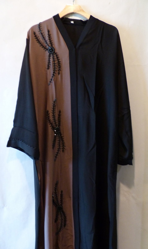 TRADITIONAL INDIAN BLACK/BROWM SASH AND KAFTAN W/ BLACK EMBROIDERY SIZE 56