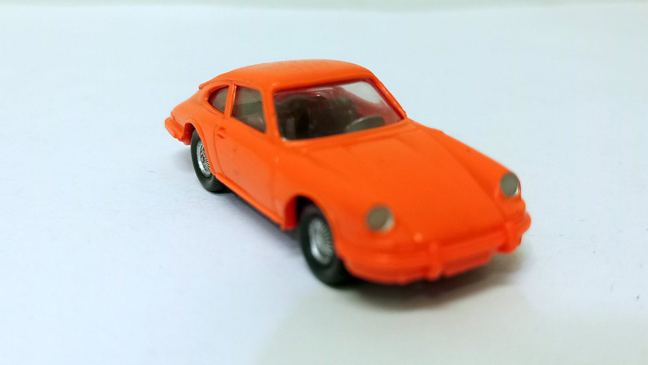 Mach (3946)