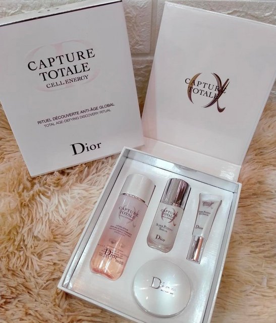 Capture Totale Discovery Dior Kit Loção + Sérum + Creme para Olhos + Creme facial