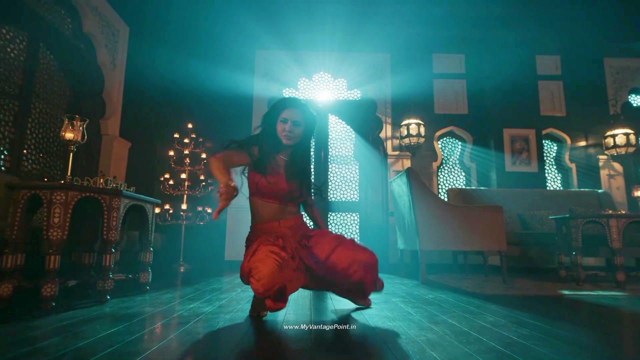 125Esha Gupta Hot in Aashram Web Series