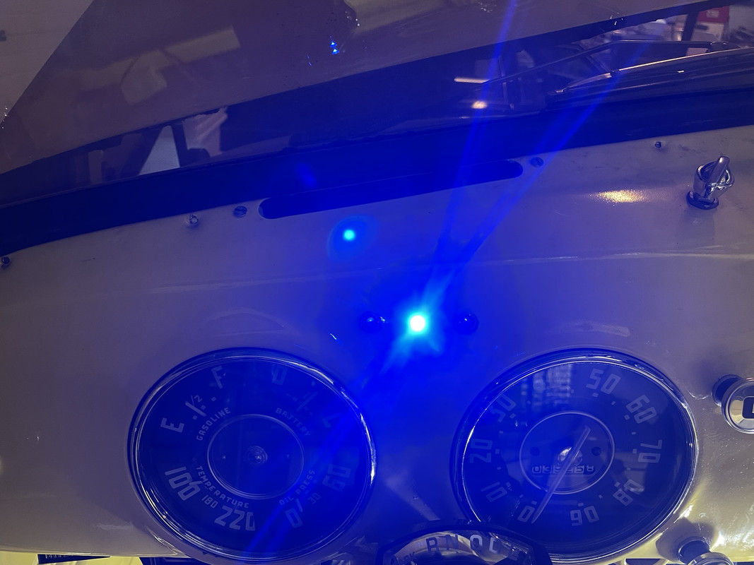 EAE0D79D-1808-4C06-96EF-F4DD006ED710