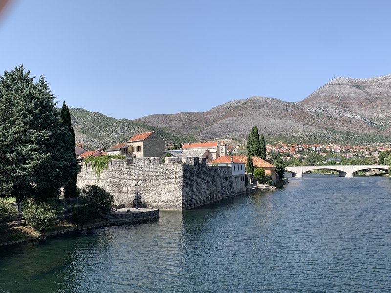 Traslado a Mostar por carretera, llegada y alojamiento - Balcanes - Apulia (7)