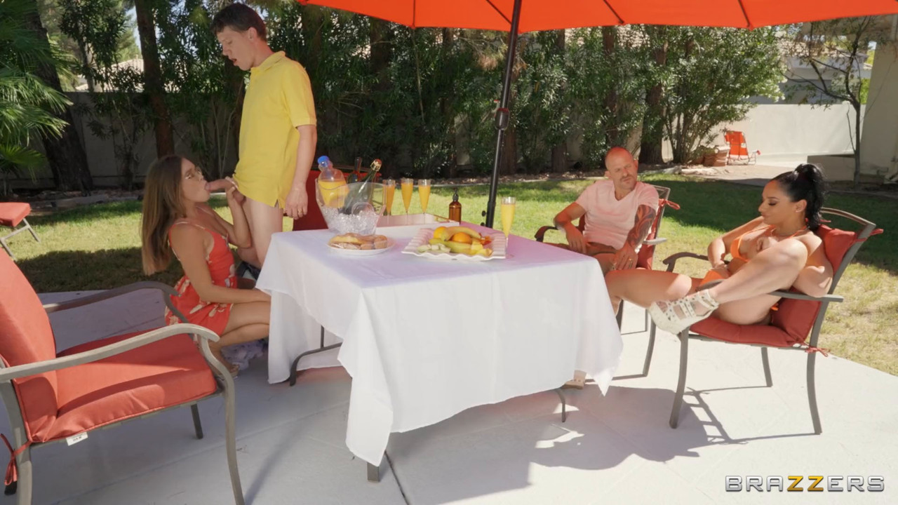 Sheena Ryder Katie Kush - Rich And Powerful Pervs - BRAZZERS.mp4.0003