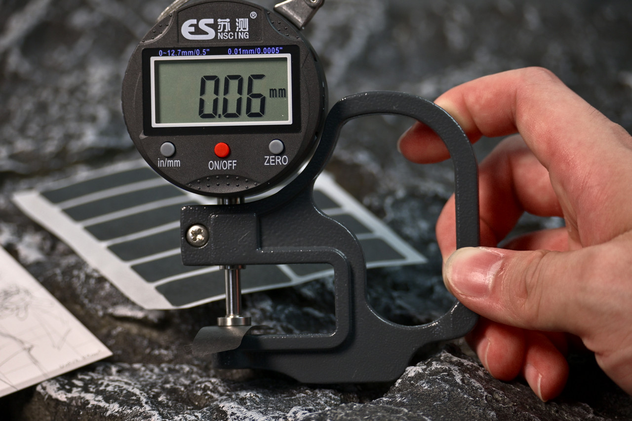 厚さ0.06mm測定