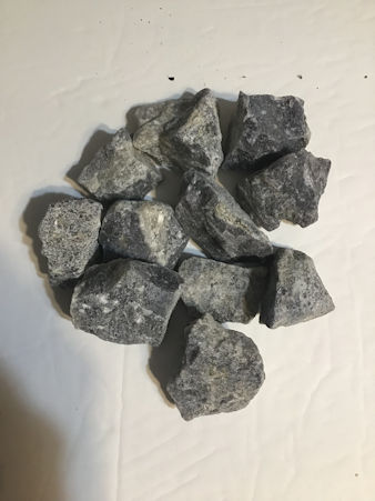 raw iolite