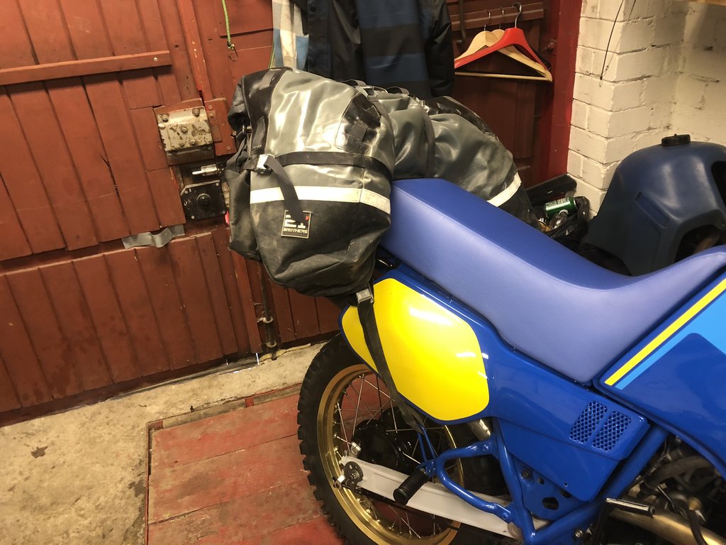 B21AFF99-6C9F-44F8-8289-E114674D06BB