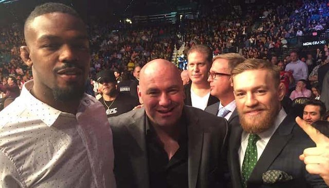 Дейна Уайт: Не мога да разчитам на Джон Джоунс за UFC Белия дом, но вярвам на Конър Макгрегор