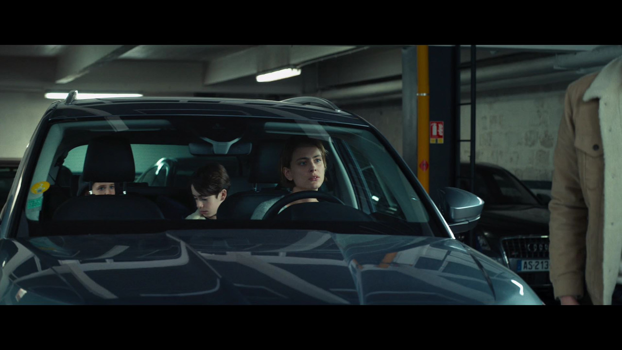 Blast (2021)_00_38_08_00_152