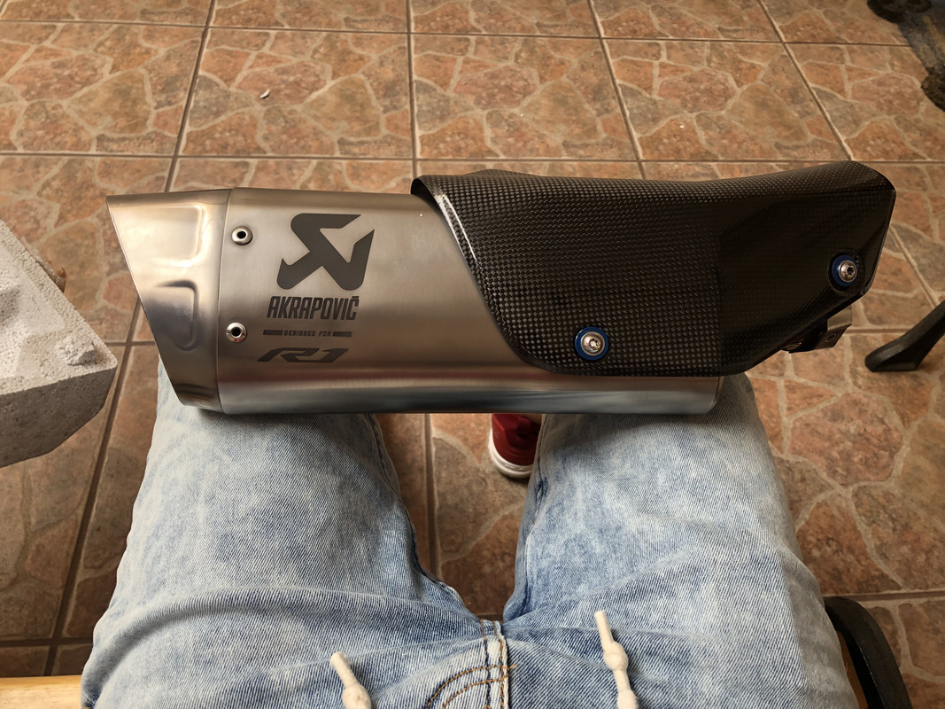 353317A0-60A9-4B37-9CB8-BF626F7ED3F4