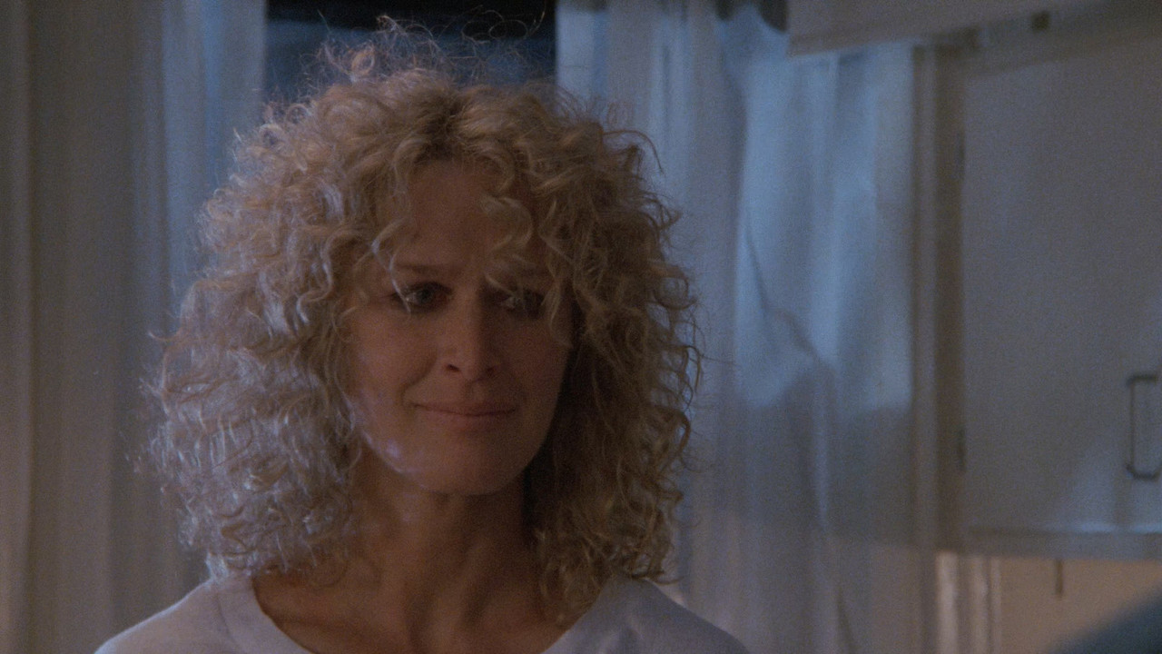 Fatal Attraction (1987) Paramount Presents (1080p BDRip x265 10bit TrueHD 5.1 - TheSickle) [TAoE].mk