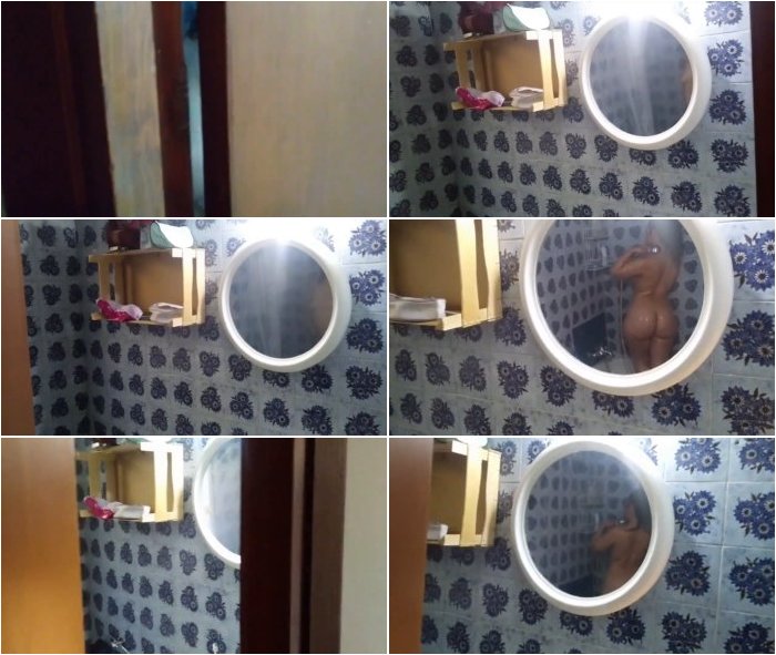 taking-a-shower-3.jpg