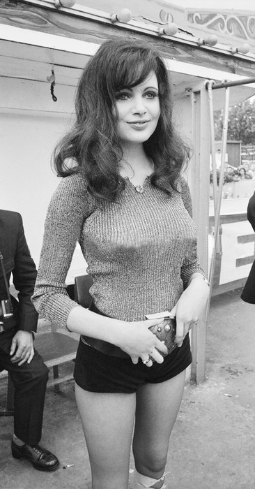 madeline_smith_b02