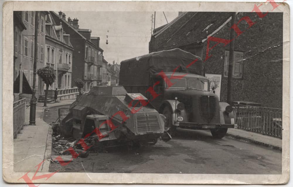 Foto Wehrmacht Frankreich Front Panzer Spähwagen