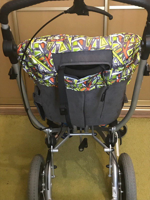 EAF4DA6B-8642-45B0-85B6-1B74B7CE1D3B