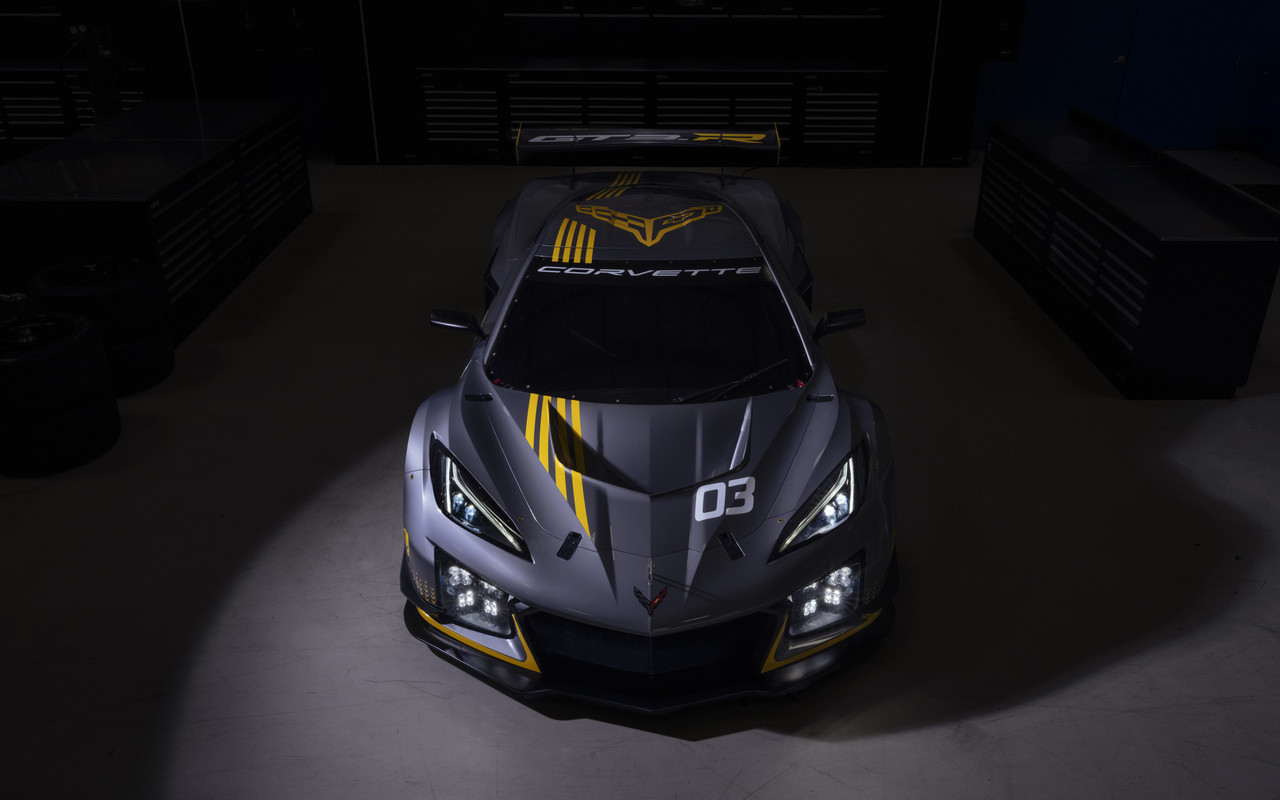 2024-chevrolet-corvette-z06-gt3r-002