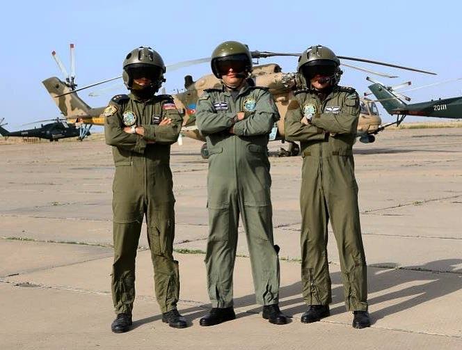 Azeri-Mi-35-M-Pilots.jpg