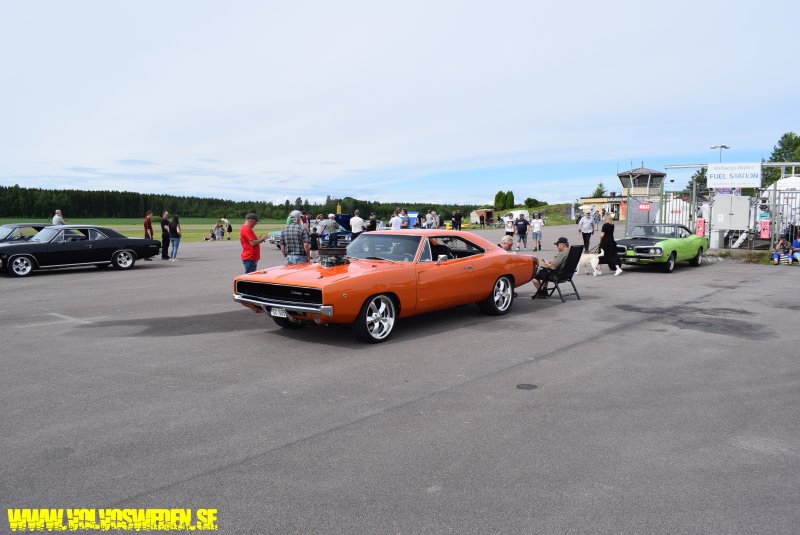 i.postimg.cc/mrFT3YnH/Dodge-charger-kga-karlskoga.jpg