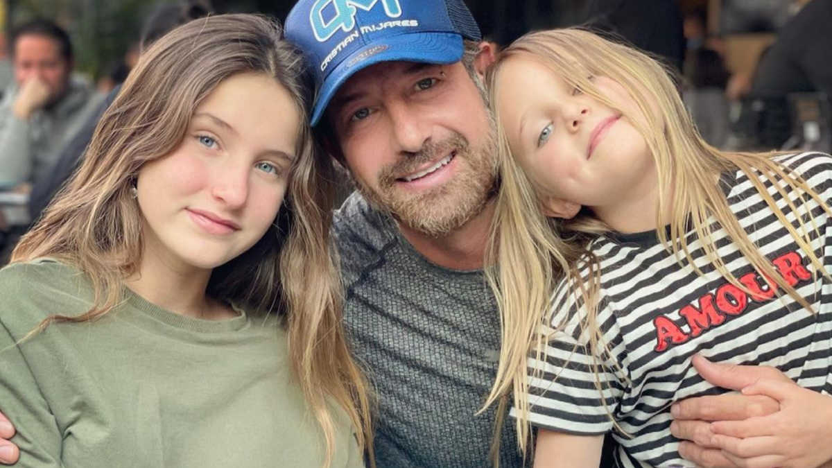 ¿Reconociste a las hijas de Gabriel Soto en la telenovela 'Soltero'?