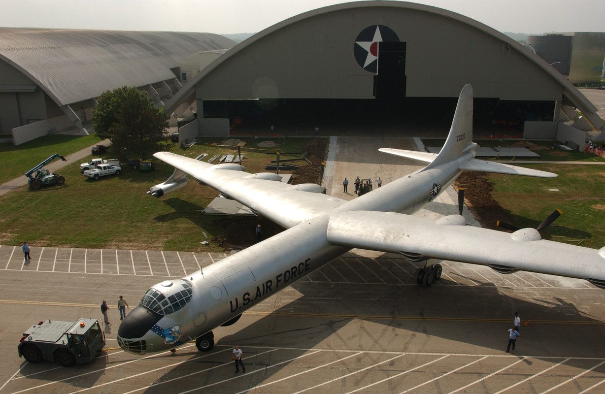 B-36-Hangar.jpg