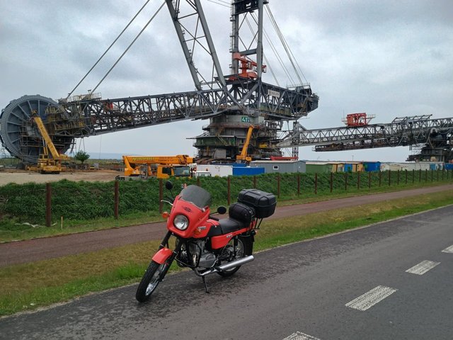 8a721923-5934-41d5-b1b0-0148f06436f4