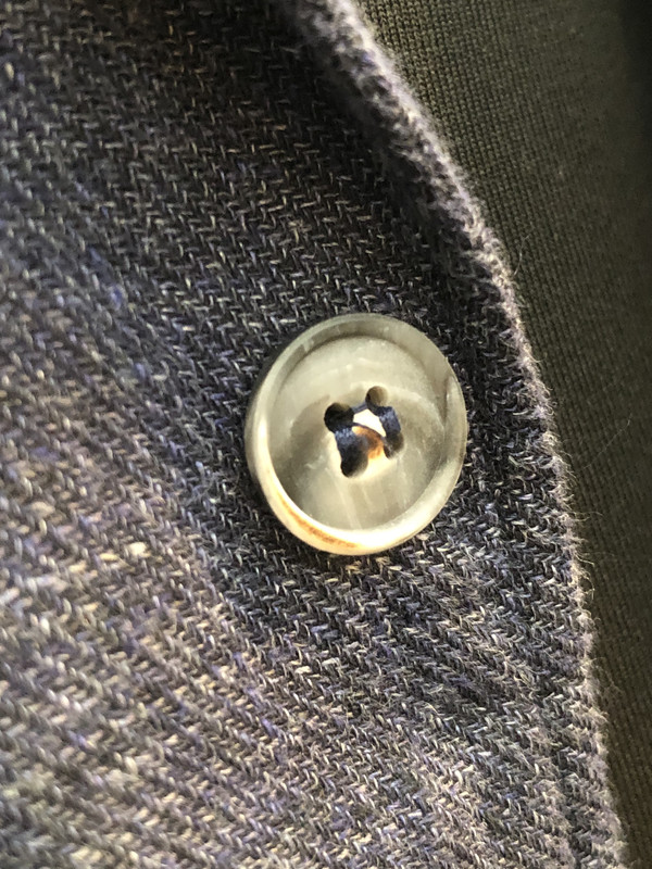 Connolly button i