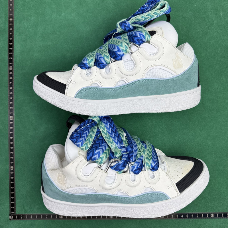 Lanvin Curb