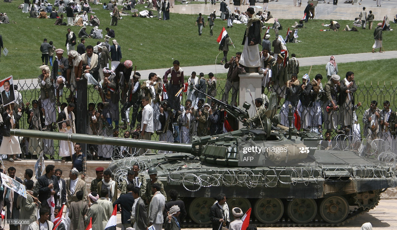 YRG-tank-20110401-sanaa.jpg