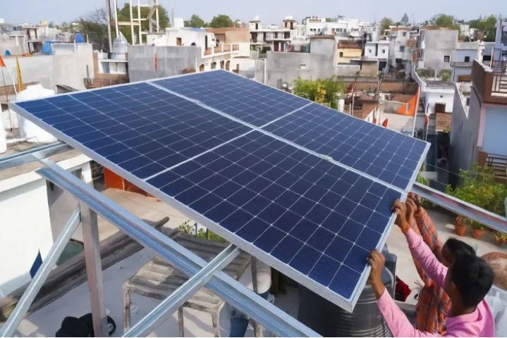 राजस्थान में अब बिना छत के भी मिलेगी सोलर पैनल की सस्ती बिजली, नई व्यवस्था लागू करने के निर्देश