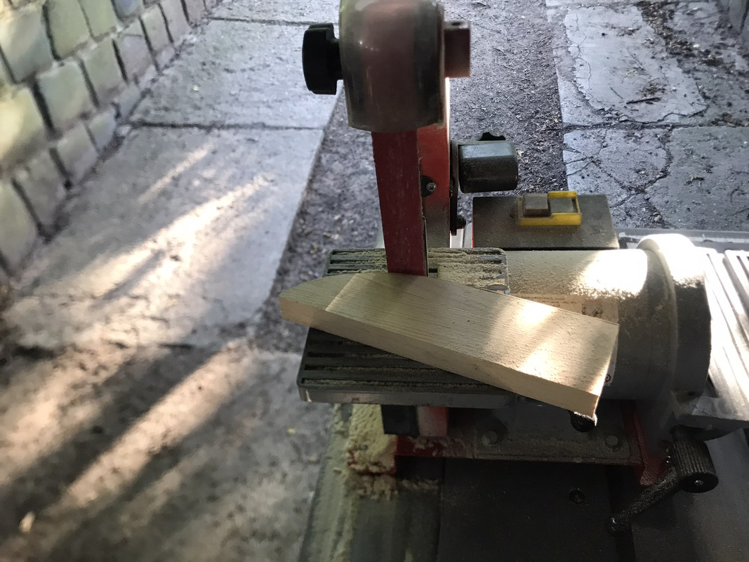 055957A0-4F9D-4749-9045-166827FDD057