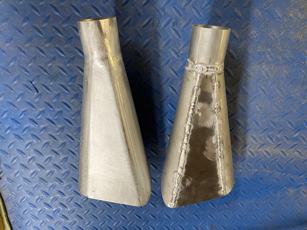 56DC072E-5F2C-43CC-B5F7-9BE10F444549