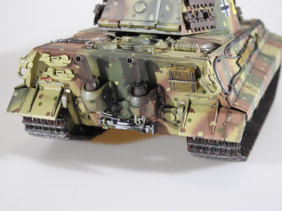 Sd Kfz 182 King Tiger,  1/35 Meng  DSCN0650