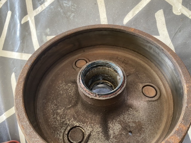 AE6660BC-8316-4E4C-B451-AD371E67AEC0