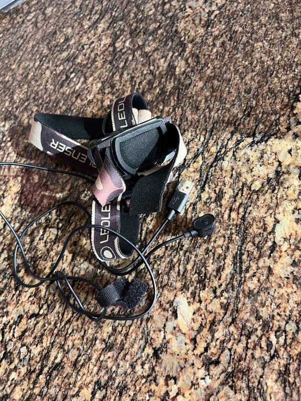 CDCD6D56-BEFD-4463-A1B2-B81A2A9A8B1E