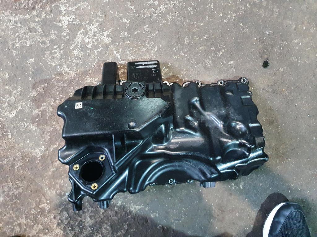 Поддон картера двигателя