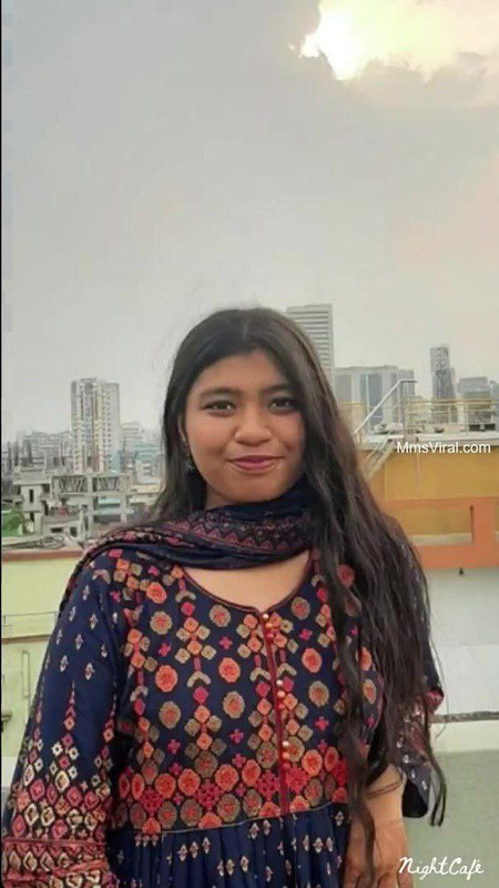 photo_6084648841207990440_y