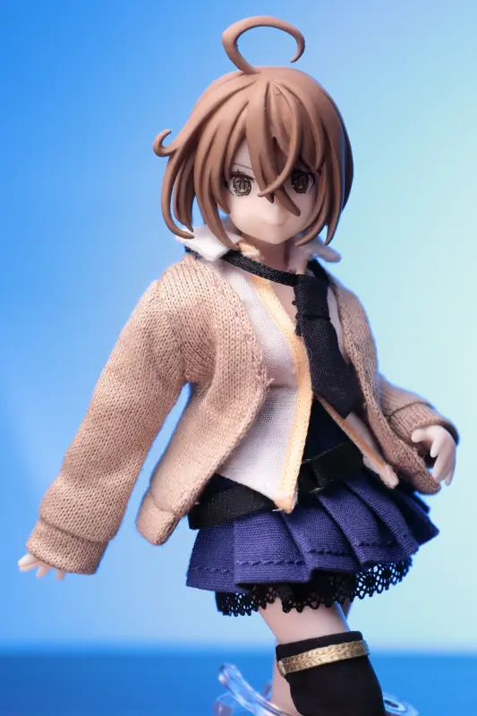 A front view of “Assault Lily” Kawamura Yuzuriha wearing the Odaiba Girls’ School uniform